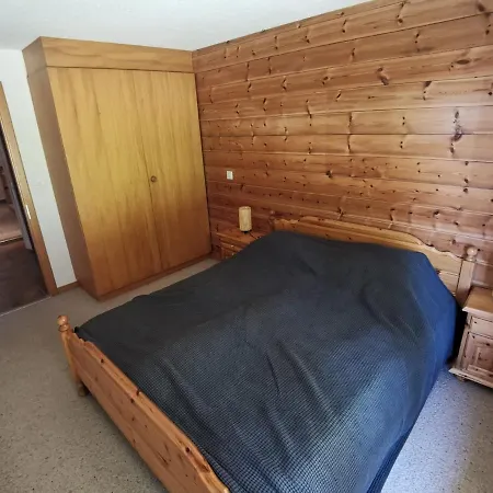 Les Grives Apartman